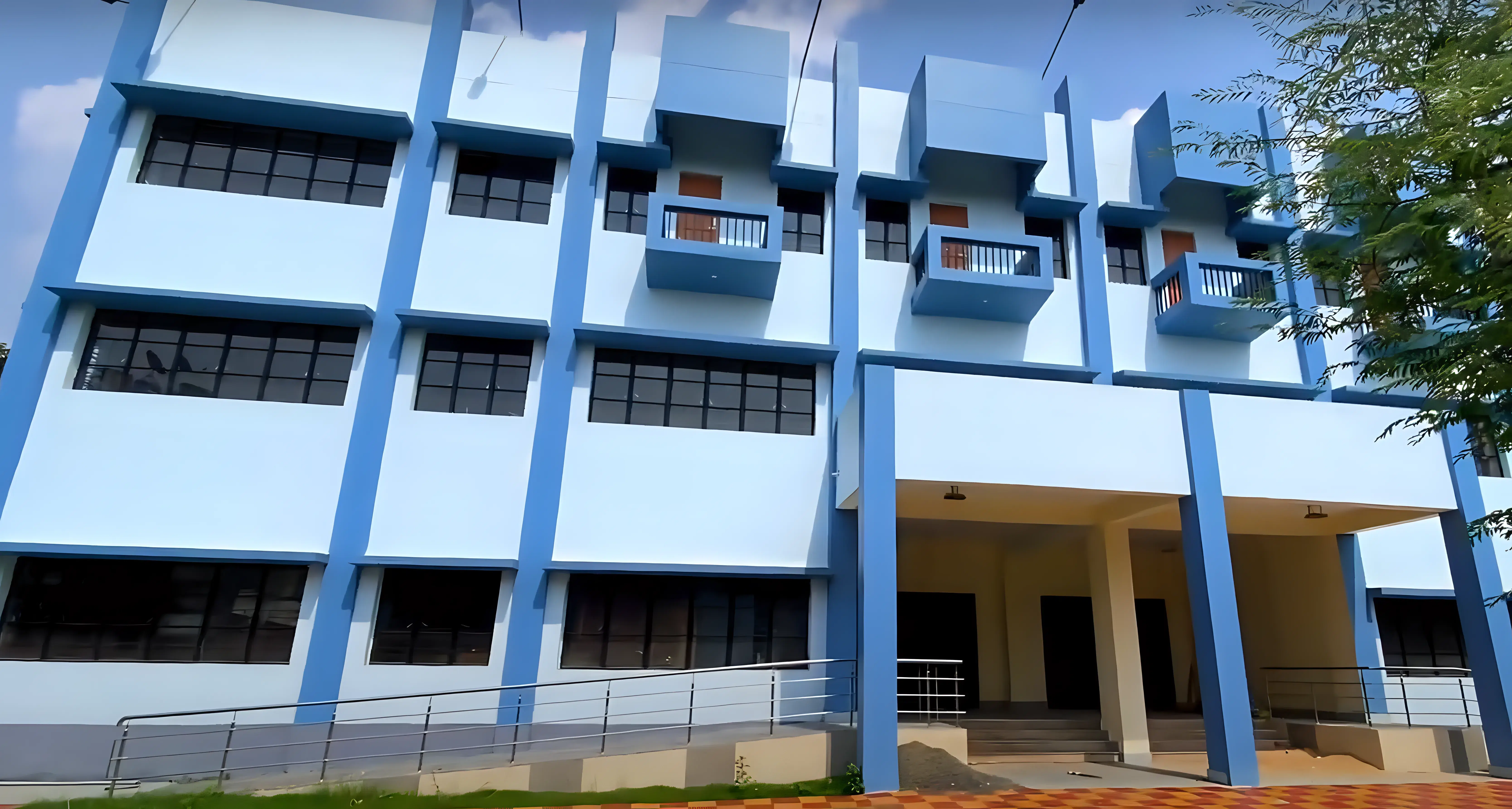 GCELT campus photo 11